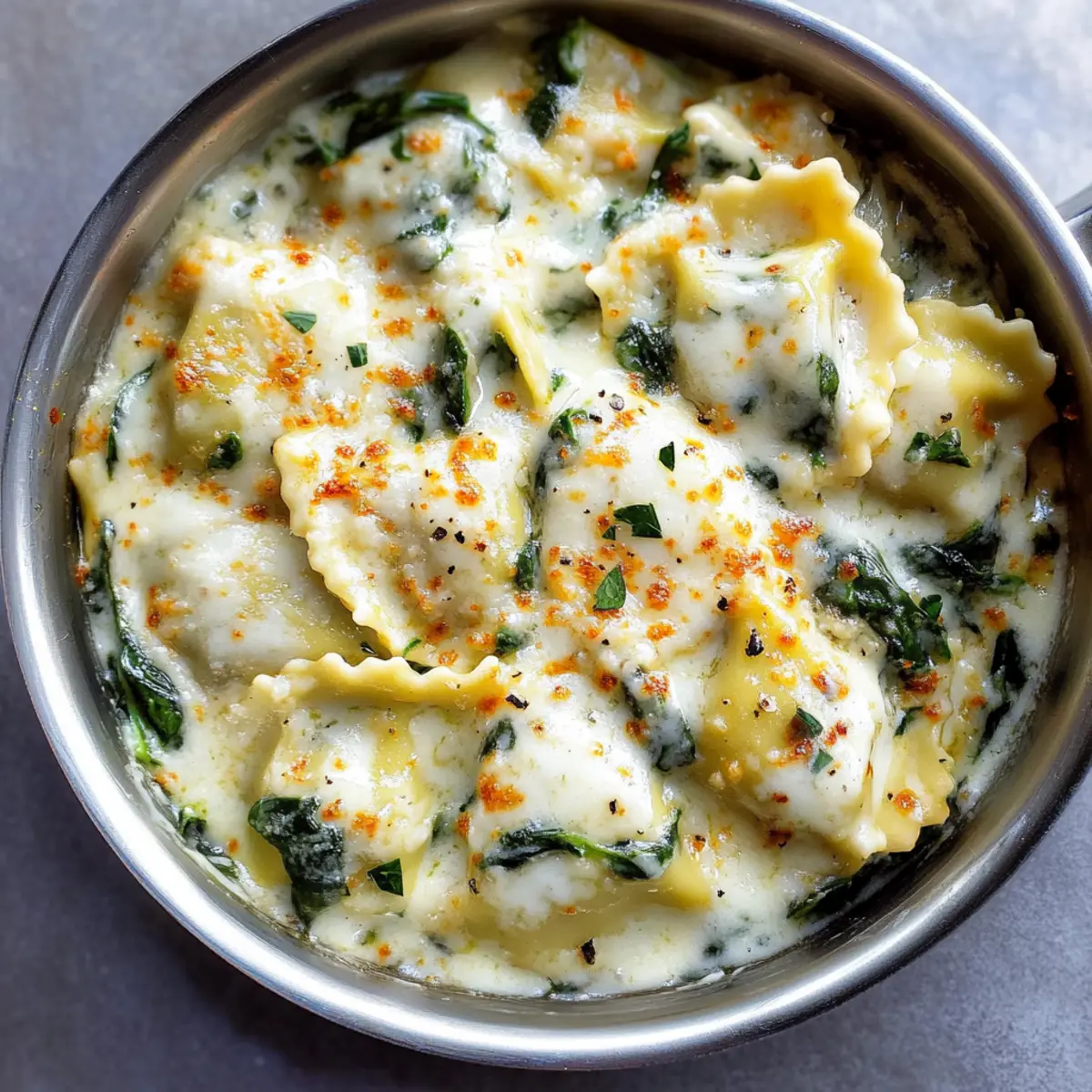 Creamy Spinach and Cheese Ravioli: Quick Comfort Food Delight