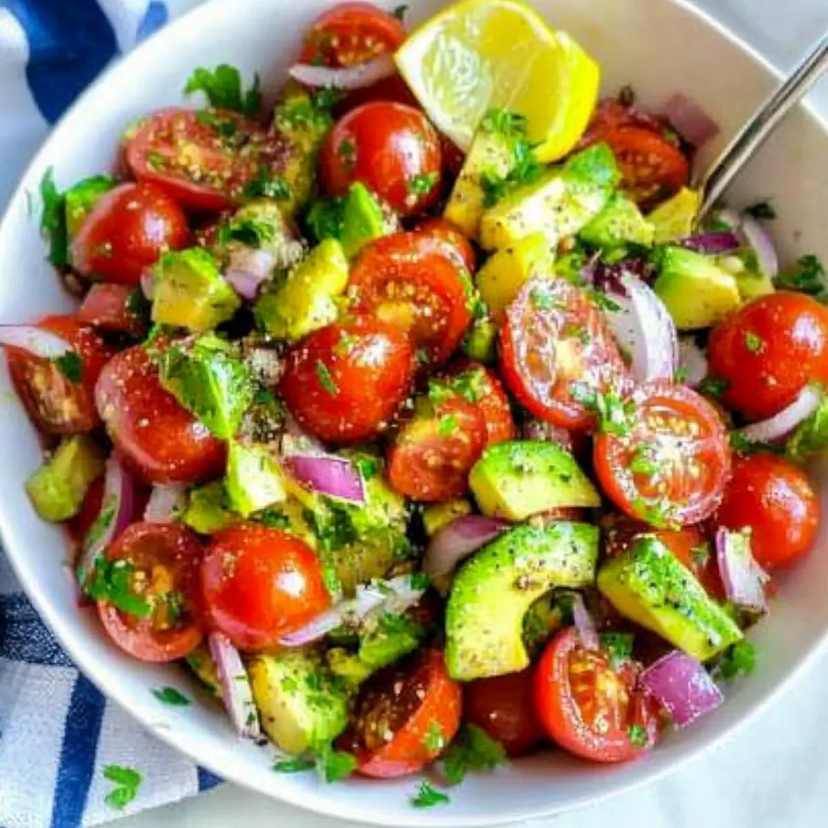 Fresh Avocado Tomato Salad for a Zesty Healthy Boost